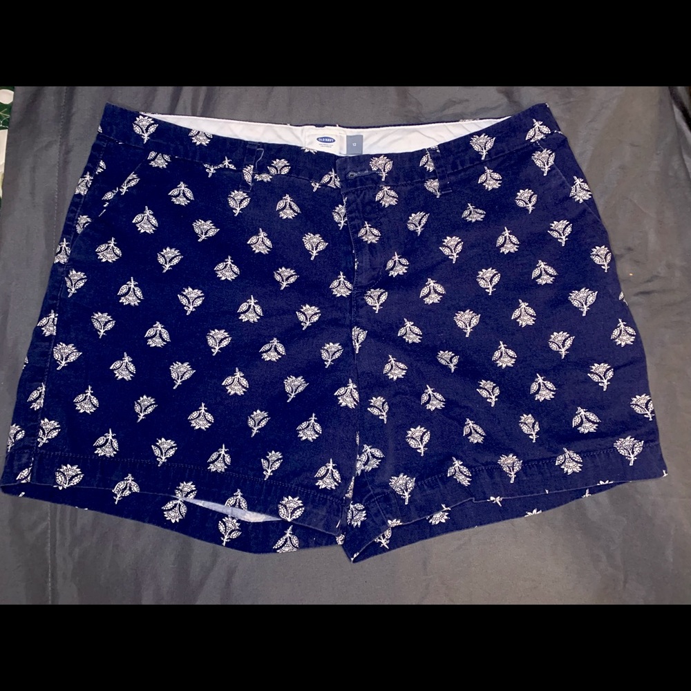 Old Navy size 12 shorts!